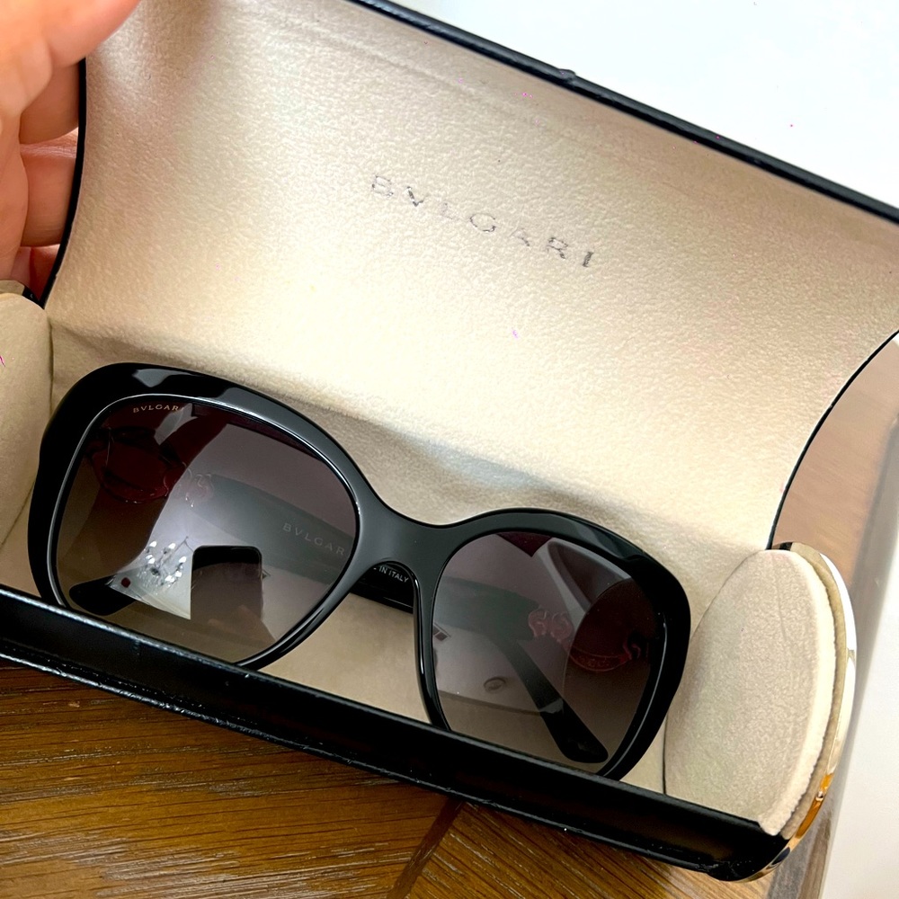 Bvlgari sunglasses they are polarized
